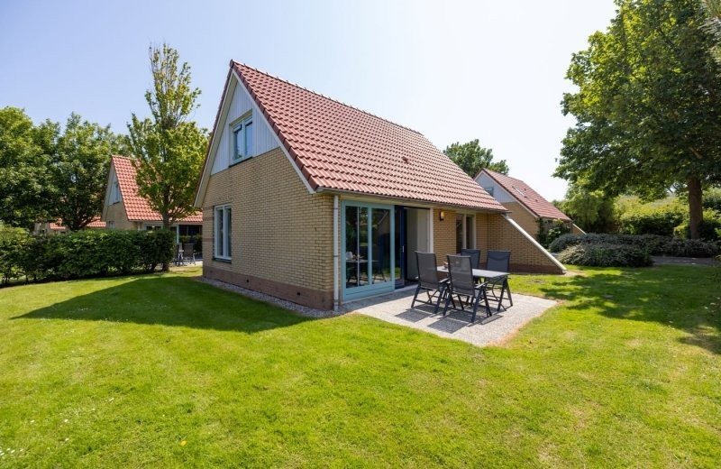 Medemblik w6 terras tuin