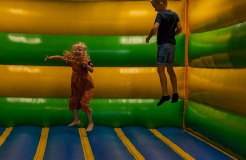 Indoorspeeltuin 'De Boerderij'