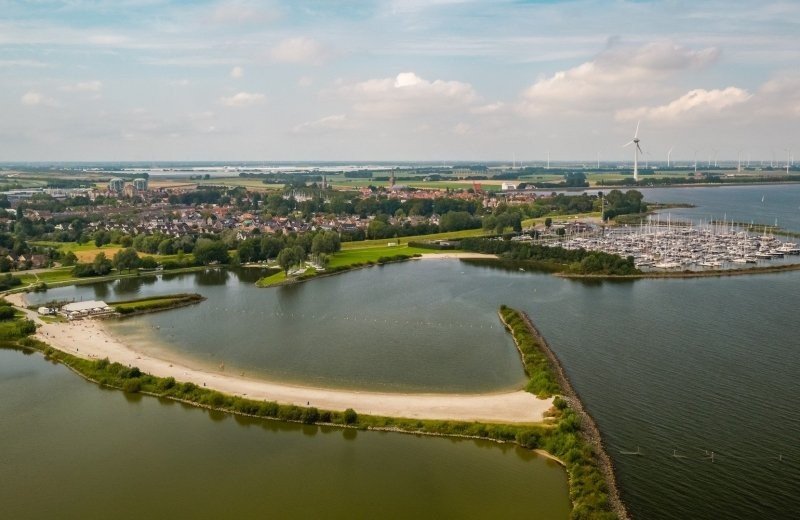 Vakantiepark aan het ijsselmeer